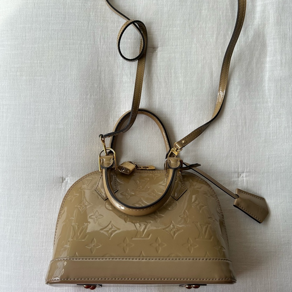 Louis Vuitton Alma Handbag Monogram Vernis BB